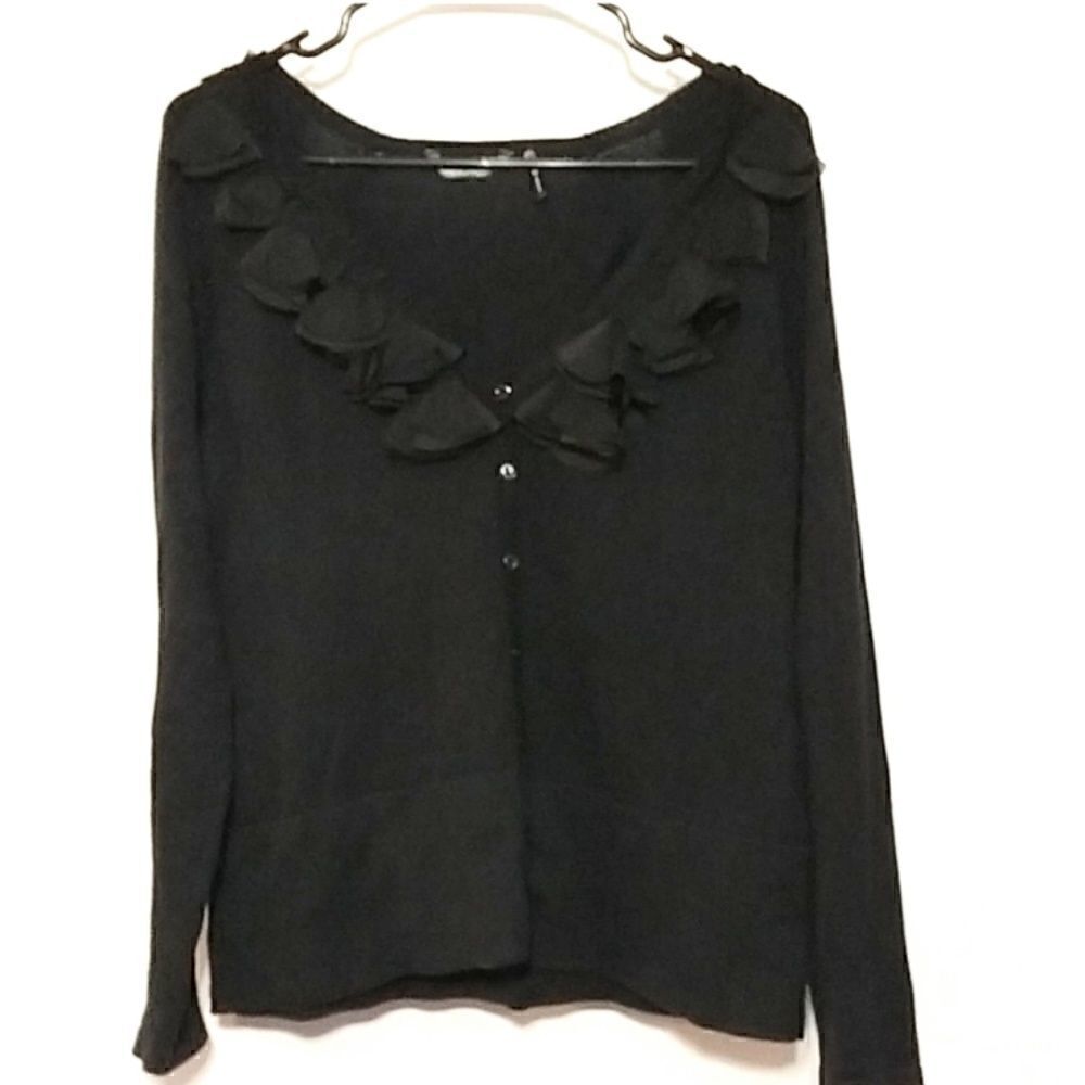 Daisy Fuentes sz small black sweater button (351)